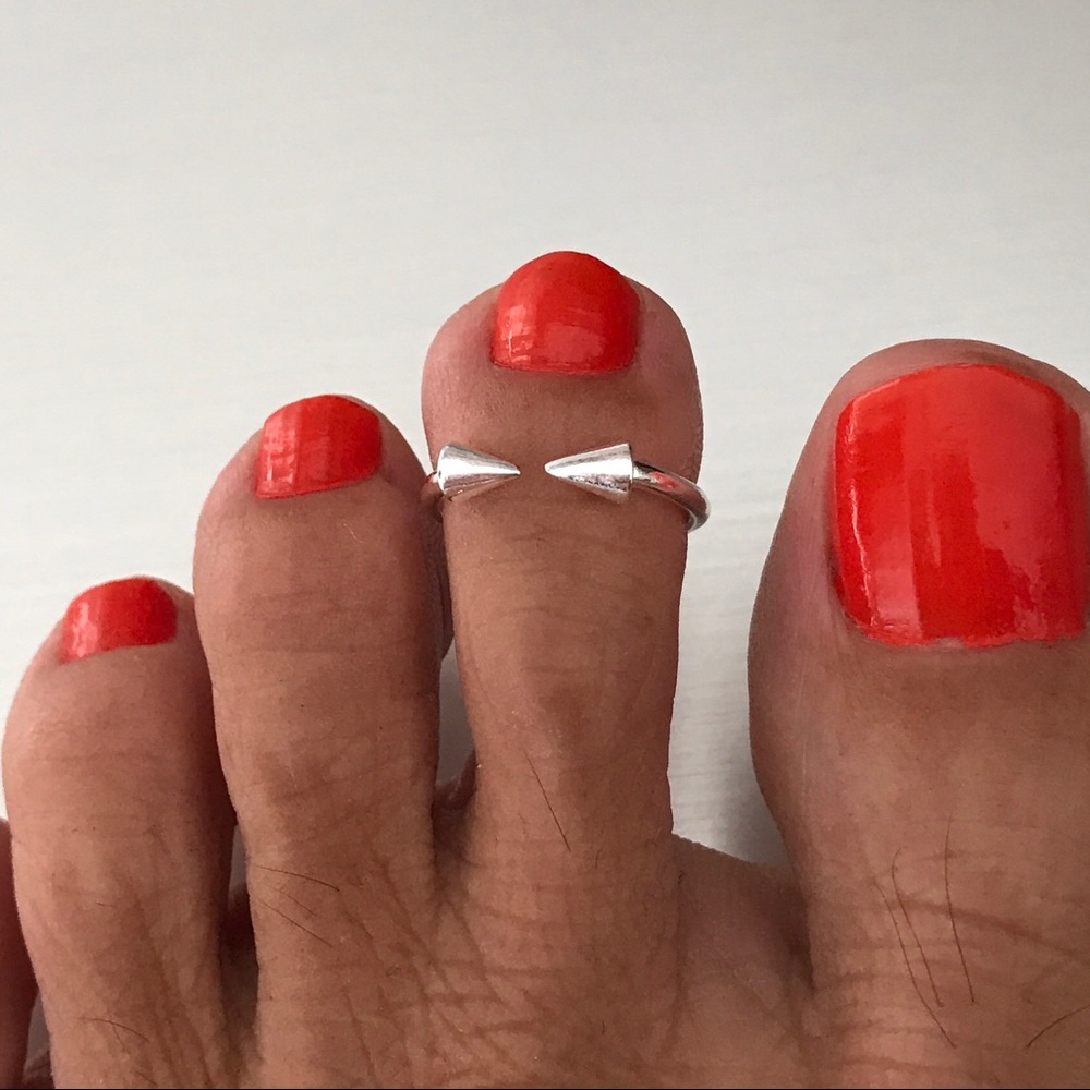 Sterling Silver Double Arrow Toe Ring - image 1